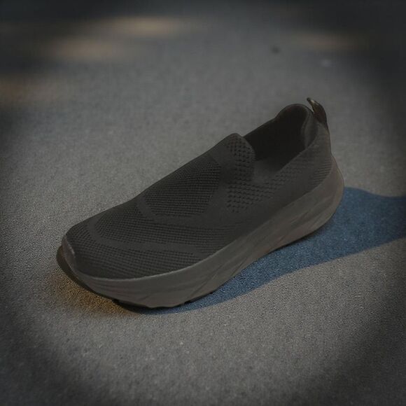 NWOB Black STQ Walking Shoes Memory Foam Insole Women’s Size 6.5 - Picture 1 of 8